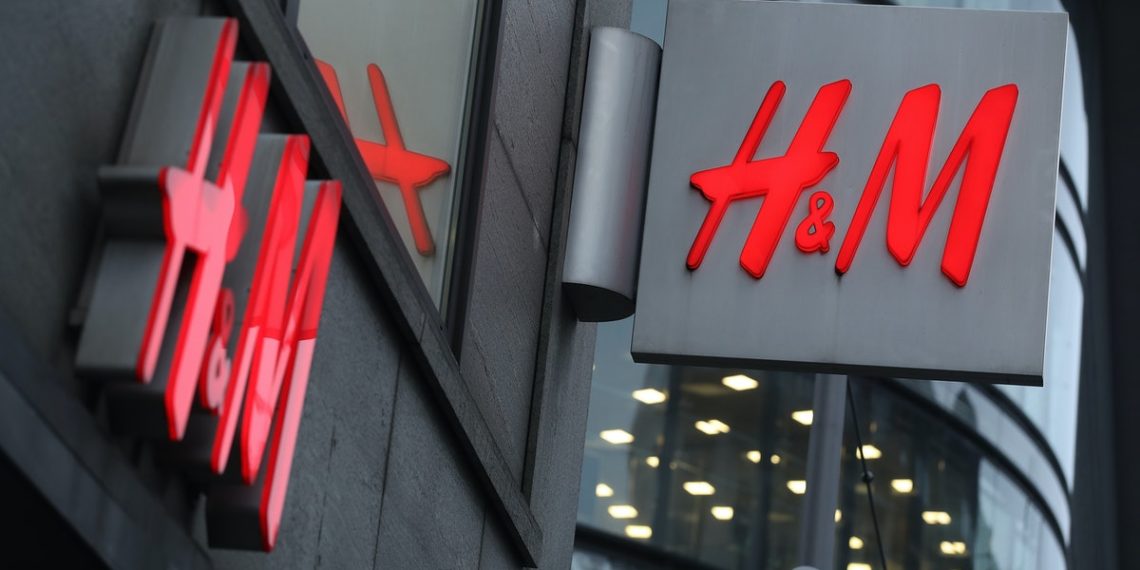 BST mùa thu 2020 H&M: Sự sáng tạo tài tình với vật liệu tái chế