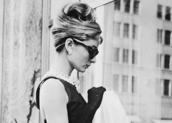 Bí mật đằng sau chiếc little black dress của Audrey Hepburn