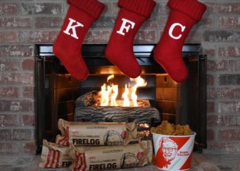 “No bụng” mọi lúc với củi đốt lò hương gà rán KFC