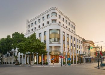 Cửa hàng mới nhất của Louis Vuitton: Bản đồng ca của nghệ sĩ Việt Nam và quốc tế giữa lòng thủ đô