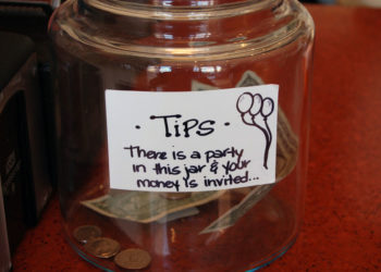 #Good9: Tâm lý học tiền Típ - không chỉ là chuyện "cho" tiền.