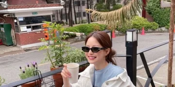 Không ngủ trưa, dân công sở tiêu tiền cho gội đầu dưỡng sinh, đi spa, uống cafe mỗi ngày