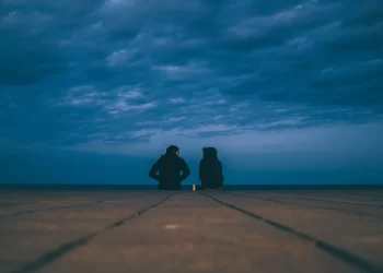 Tập Lắng Nghe Để Trở Thành Một Người Đáng Tin Tưởng