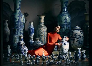 Nâng Chén Tiêu Sầu MV âm nhạc mới của Bích Phương