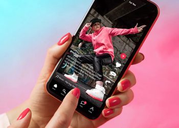 TikTok Notes ứng dụng ăn theo Instagram