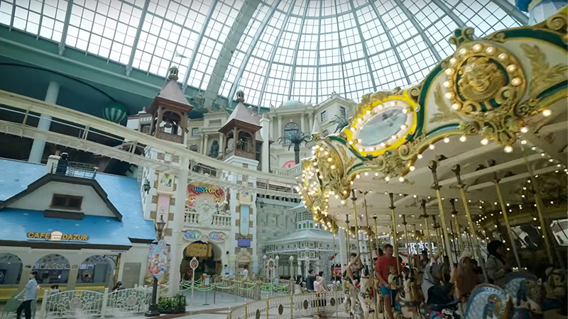 Lotte-World-tre-tho