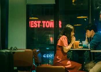 Giảm giờ làm để yêu đương? Hàng tá người vẫn hẹn hò với lịch trình bận rộn