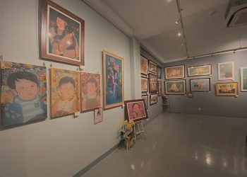 Triển lãm “Tằm” của Kén Lab: Sự bình dị của dương gian qua tranh lụa