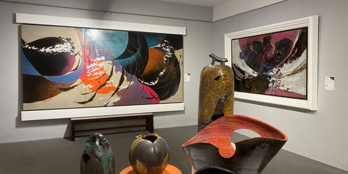 Hoạ sĩ Nguyễn Hoài Hương đưa người xem vào "Cõi An Thường" qua các bức hoạ sơn mài 1 Hoạ sĩ Nguyễn Hoài Hương đưa người xem vào “Cõi An Thường” qua các bức hoạ sơn mài